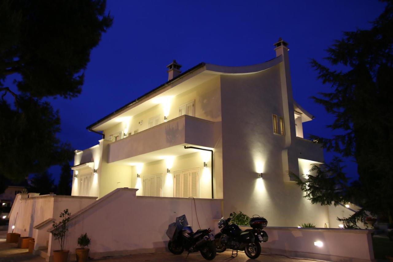 Casa Torre Di Specchio 2 Con Piscina Apartment Bari Exterior photo